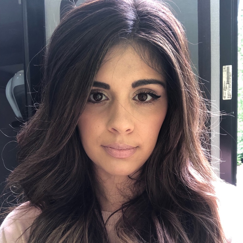 Meet your Posher, Cayla